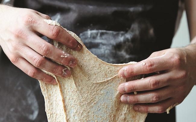 Lær at bage med surdej på bagekursus hos Meyers