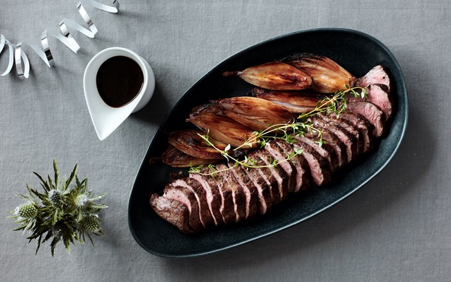 Bestil maden til nytårsbuffeten hos Meyers